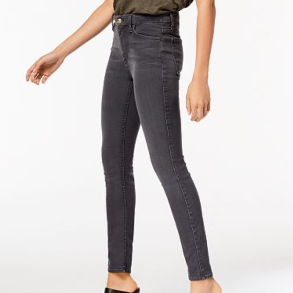 7 for All Mankind- the High Waist Ankle Skinny